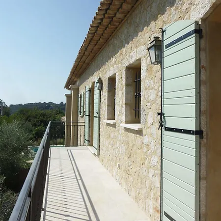 Le Charme Authentique De La Cote D'azur קאן סור מר